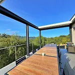 Architect's - 10-12 People - Pool - 4 Bedrooms וילה זונזה