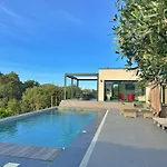 Architect's - 10-12 People - Pool - 4 Bedrooms * זונזה