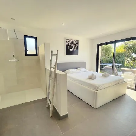 Architect's - 10-12 People - Pool - 4 Bedrooms Villa