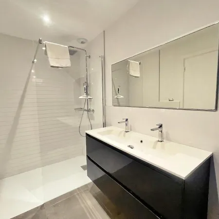 빌라 Architect's - 10-12 People - Pool - 4 Bedrooms 종자