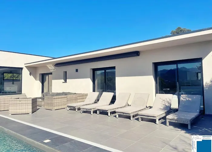 Architect's - 10-12 People - Pool - 4 Bedrooms *