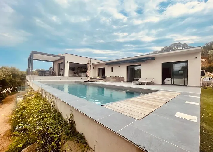 Architect's - 10-12 People - Pool - 4 Bedrooms *