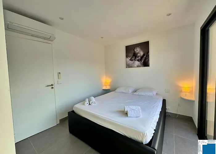 Architect's - 10-12 People - Pool - 4 Bedrooms Zonza