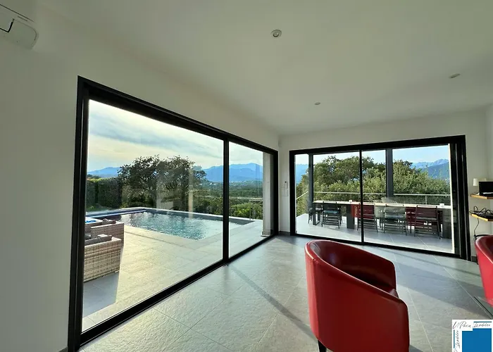 Architect's - 10-12 People - Pool - 4 Bedrooms Villa *