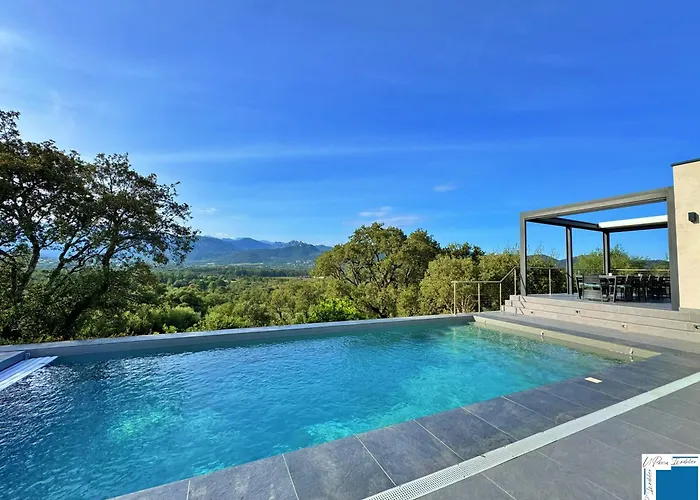 Villa Architect's - 10-12 People - Pool - 4 Bedrooms Zonza