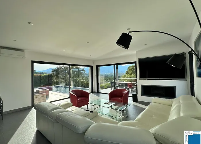 Villa Architect's - 10-12 People - Pool - 4 Bedrooms *