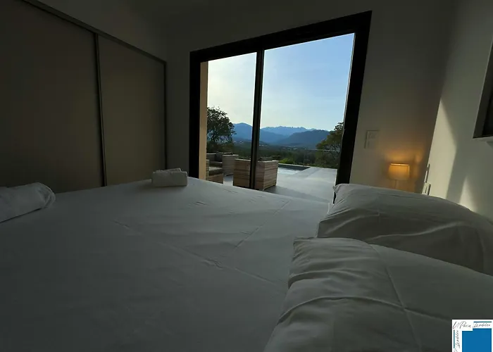 Architect's - 10-12 People - Pool - 4 Bedrooms * Zonza